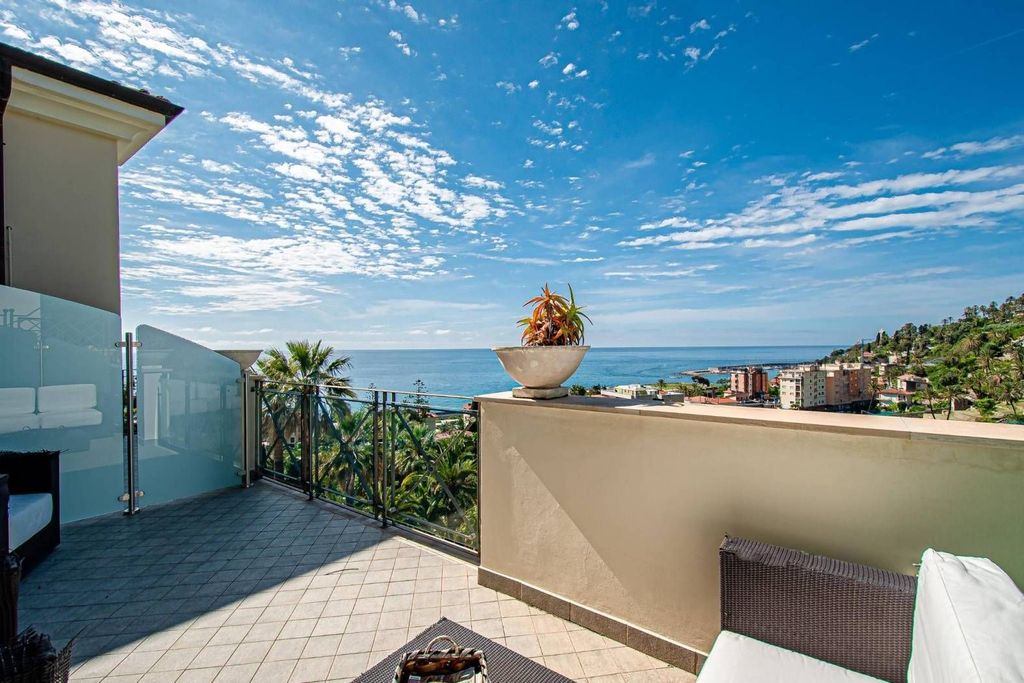 Appartement de luxe à vendre à Bordighera, 900 000 €, Photo 4