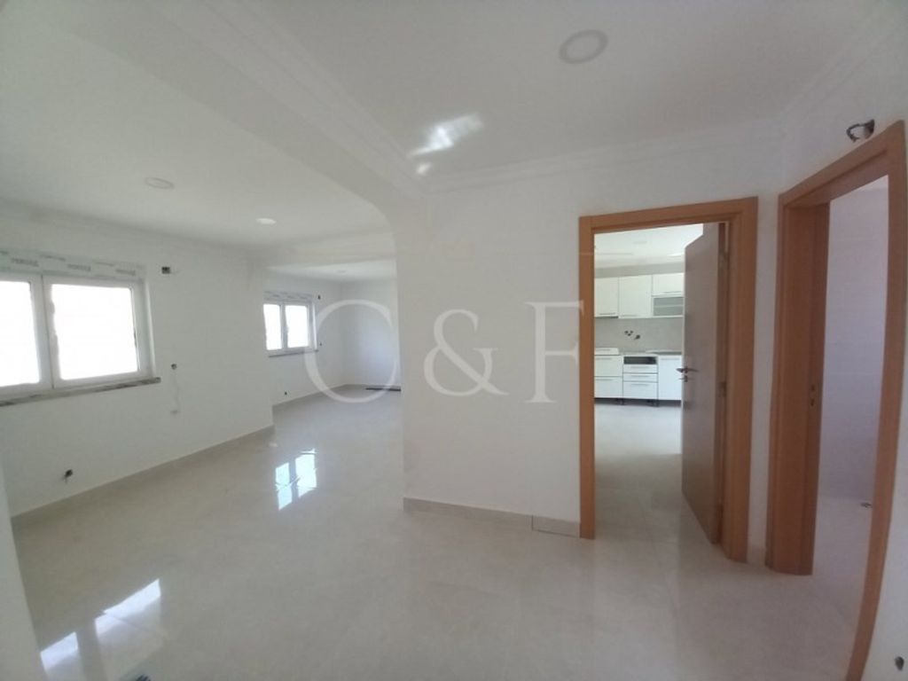 Luxury House for sale in Seixal, 445 000 €, Photo 6