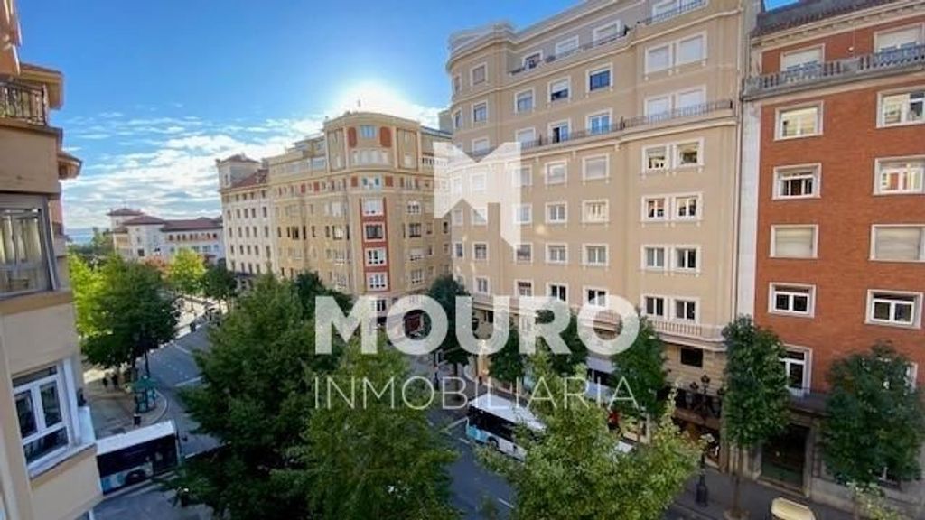 Appartement de luxe à vendre à Santander, 870 000 €, Photo 1