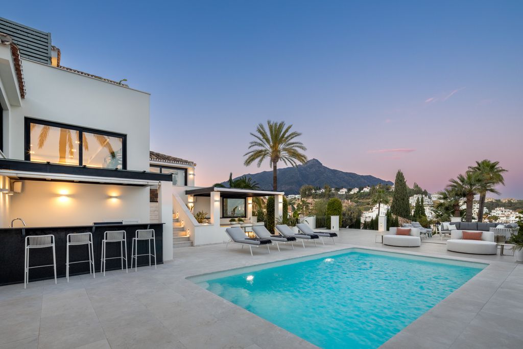 Luxury House for sale in Marbella, 3 895 000 €, Photo 2