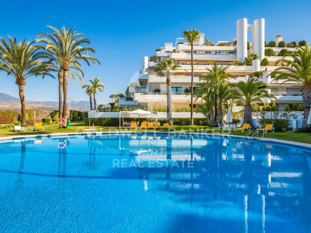 Luxury Apartment for sale in Marbella, 1 980 000 €, Photo 1