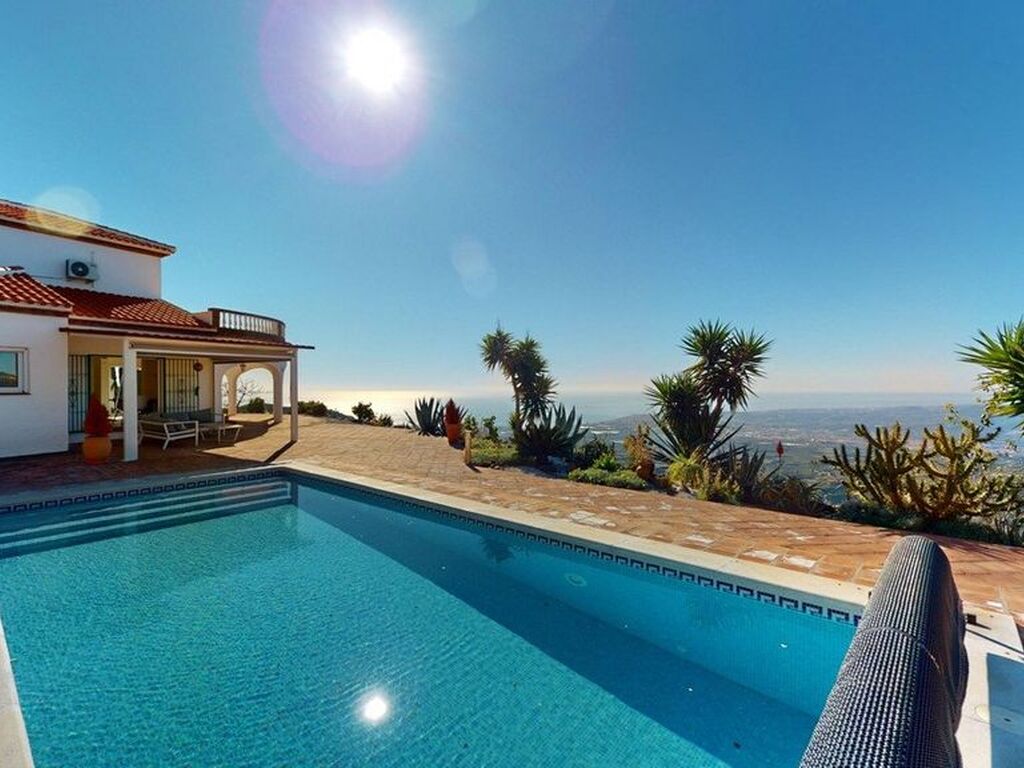 Maison de luxe à vendre à Arenas, 649 000 €, Photo 1