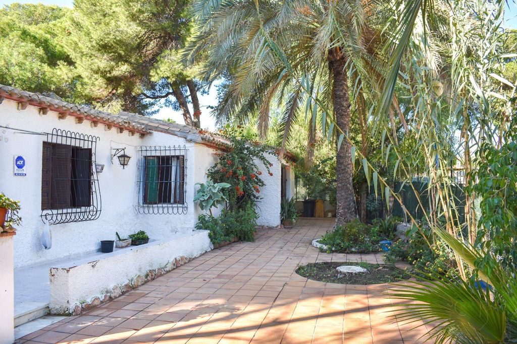 Maison de luxe à vendre à Playas de Orihuela, 560 000 €, Photo 1