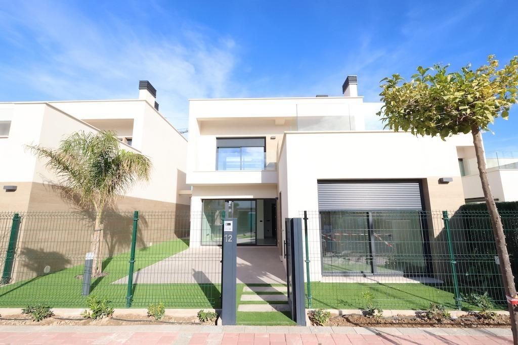 Luxury House for sale in Torre-Pacheco, 439 000 €, Photo 1