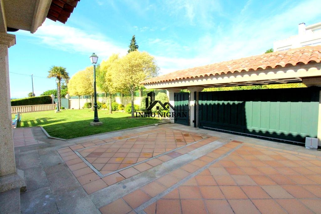 Luxury House for sale in Nigrán, 1 400 000 €, Photo 2