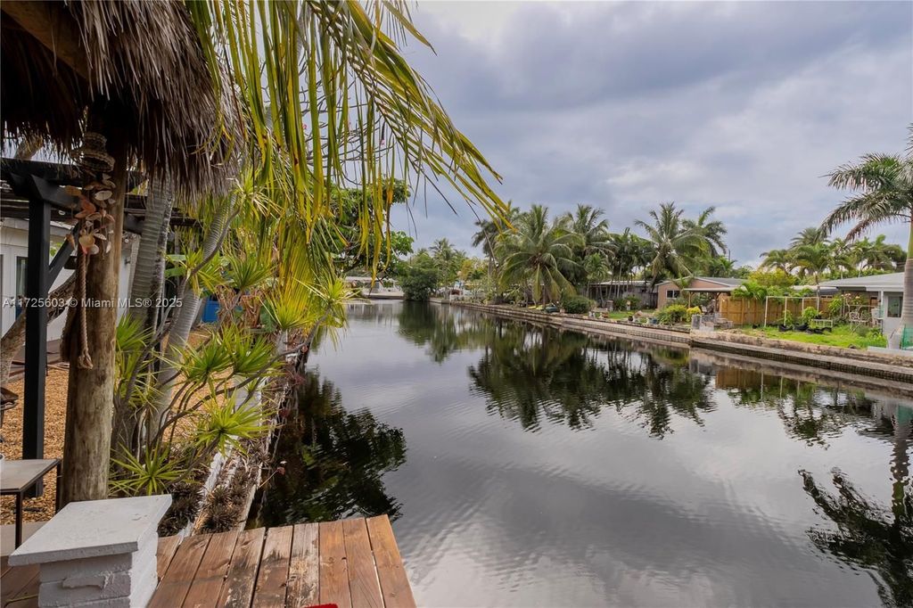 Luxury House for sale in Hollywood, 643 834 €, Photo 6