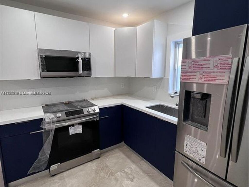 Luxury House for sale in Hollywood, 428 364 €, Photo 4