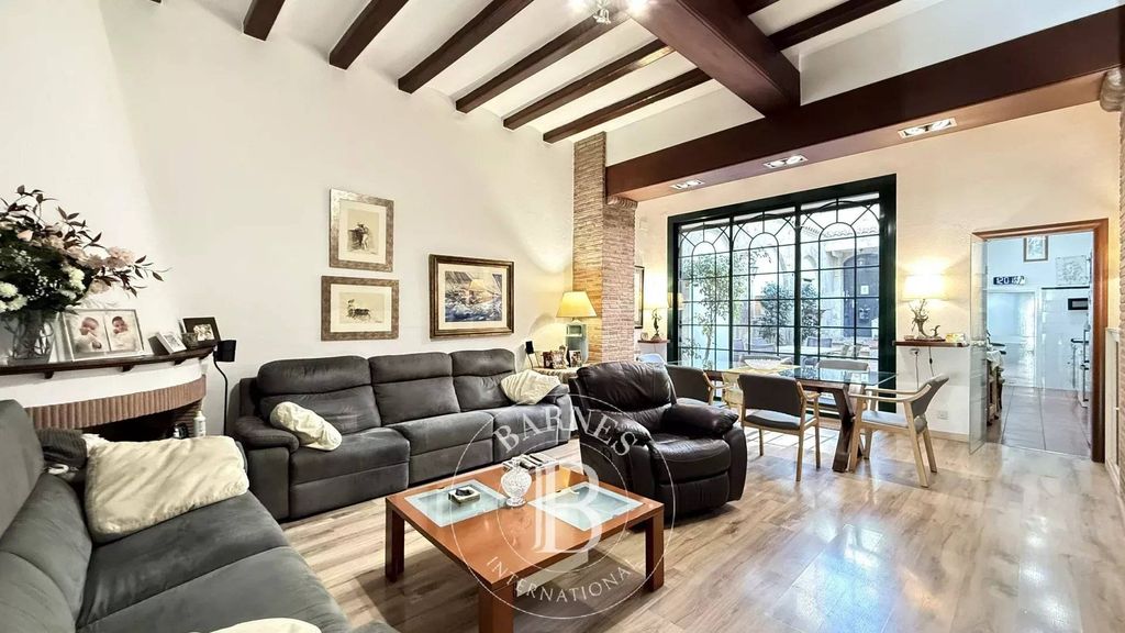 Maison de luxe à vendre à El Masnou, 1 100 000 €, Photo 1