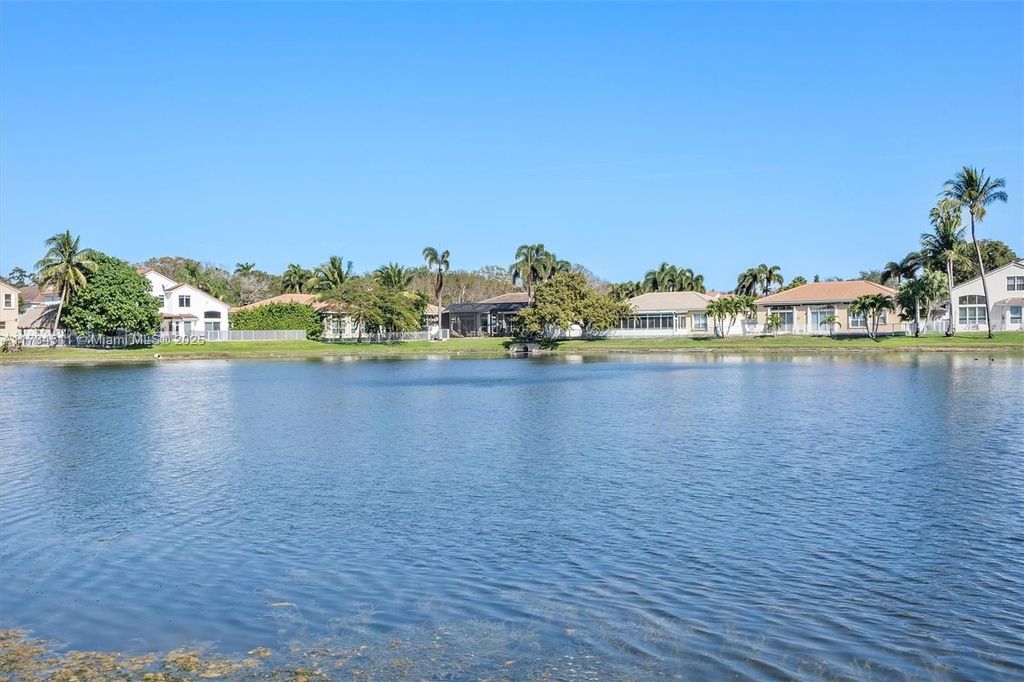 Luxury House for sale in Hollywood, 936 679 €, Photo 7