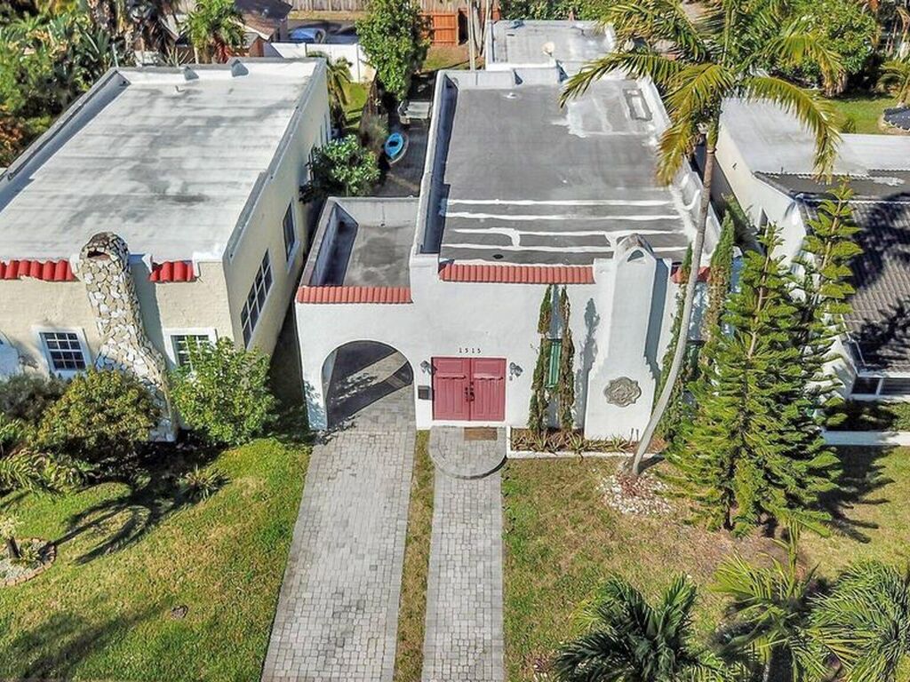 Luxury House for sale in Hollywood, 643 829 €, Photo 1