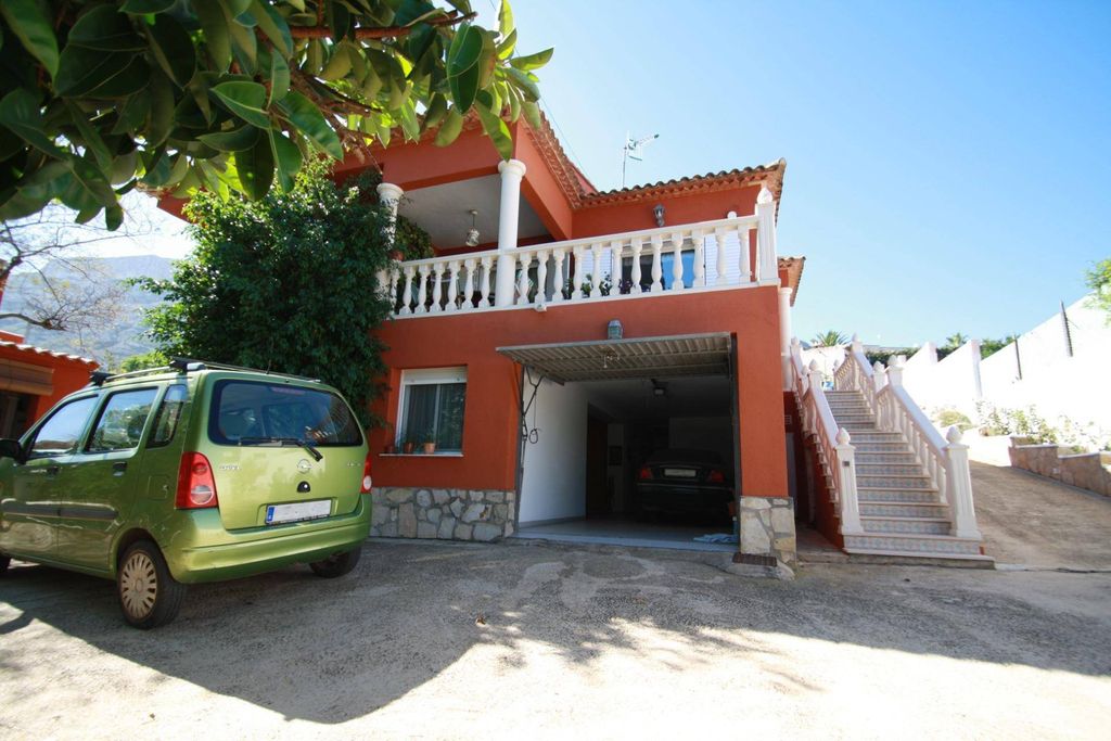 Maison de luxe à vendre à Denia, 550 000 €, Photo 1