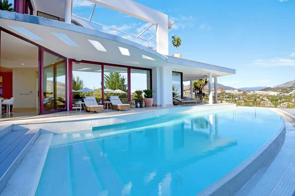 Maison de luxe à vendre à Marbella, 4 400 000 €, Photo 1