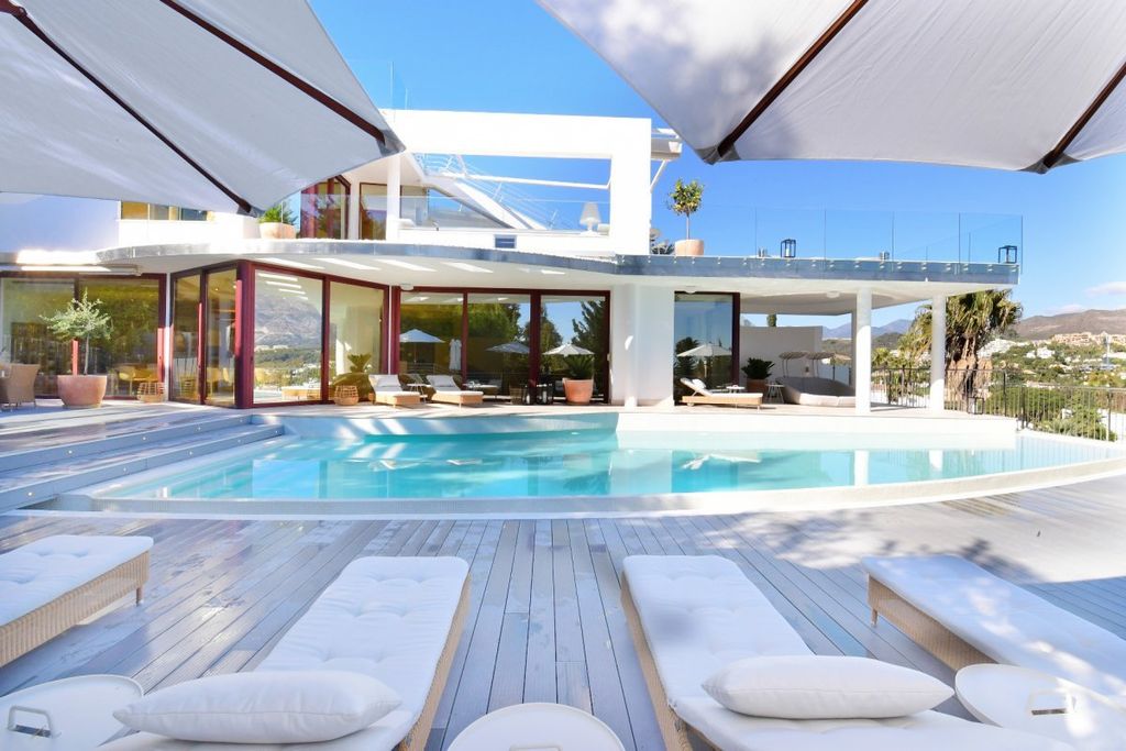 Luxury House for sale in Marbella, 4 400 000 €, Photo 2