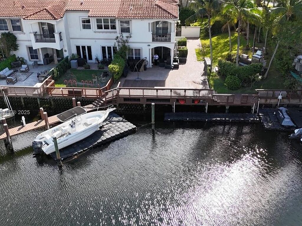 Luxury House for sale in Hollywood, 1 532 132 €, Photo 1