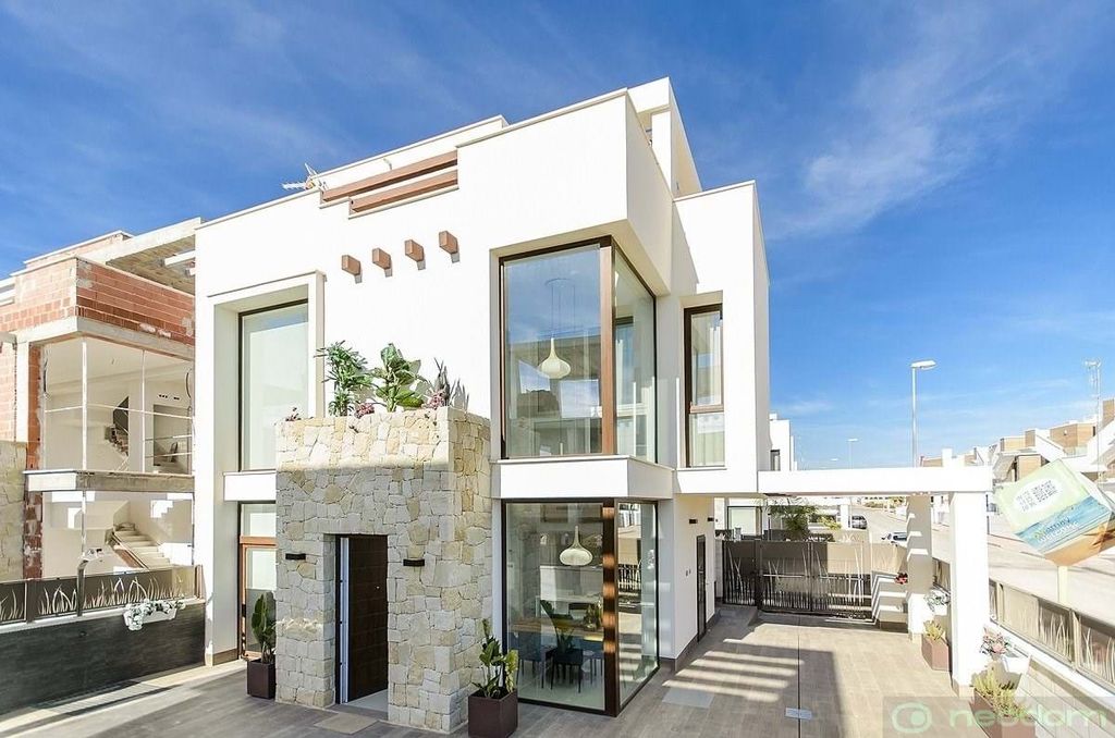 Luxury House for sale in Cartagena, 550 000 €, Photo 1