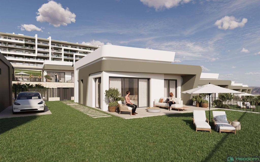 Luxury House for sale in Mutxamel, 460 000 €, Photo 1
