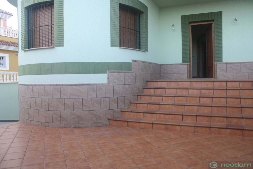 Luxury House for sale in Torrevieja, 550 000 €, Photo 2