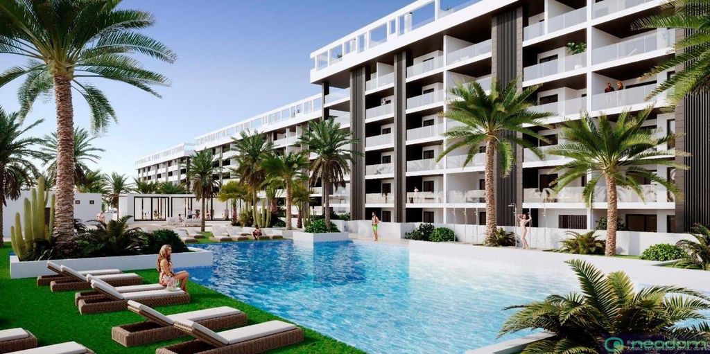 Luxury Apartment for sale in Torrevieja, 540 000 €, Photo 5