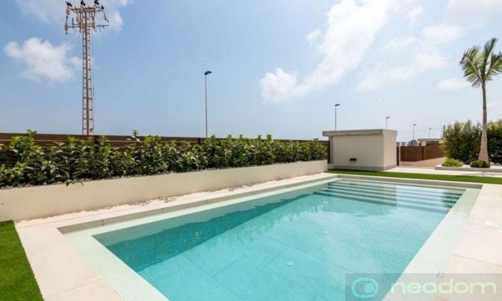 Luxury House for sale in Torrevieja, 750 000 €, Photo 4