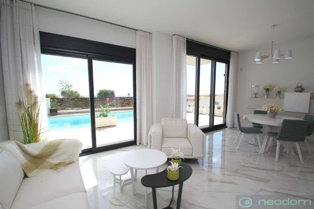 Luxury House for sale in San Miguel de Salinas, 630 000 €, Photo 2