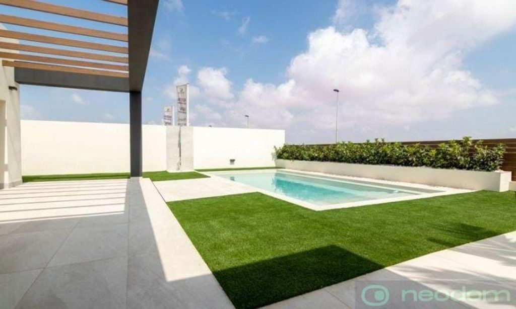 Luxury House for sale in Torrevieja, 750 000 €, Photo 5