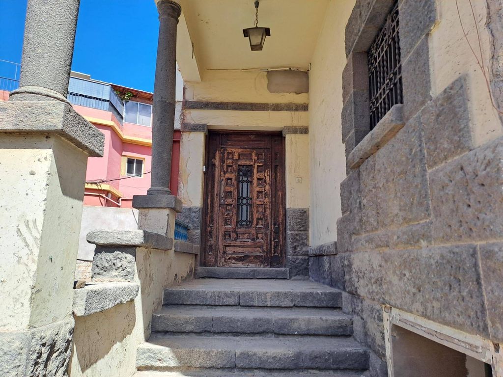 Luxury House for sale in Las Palmas de Gran Canaria, 998 000 €, Photo 5