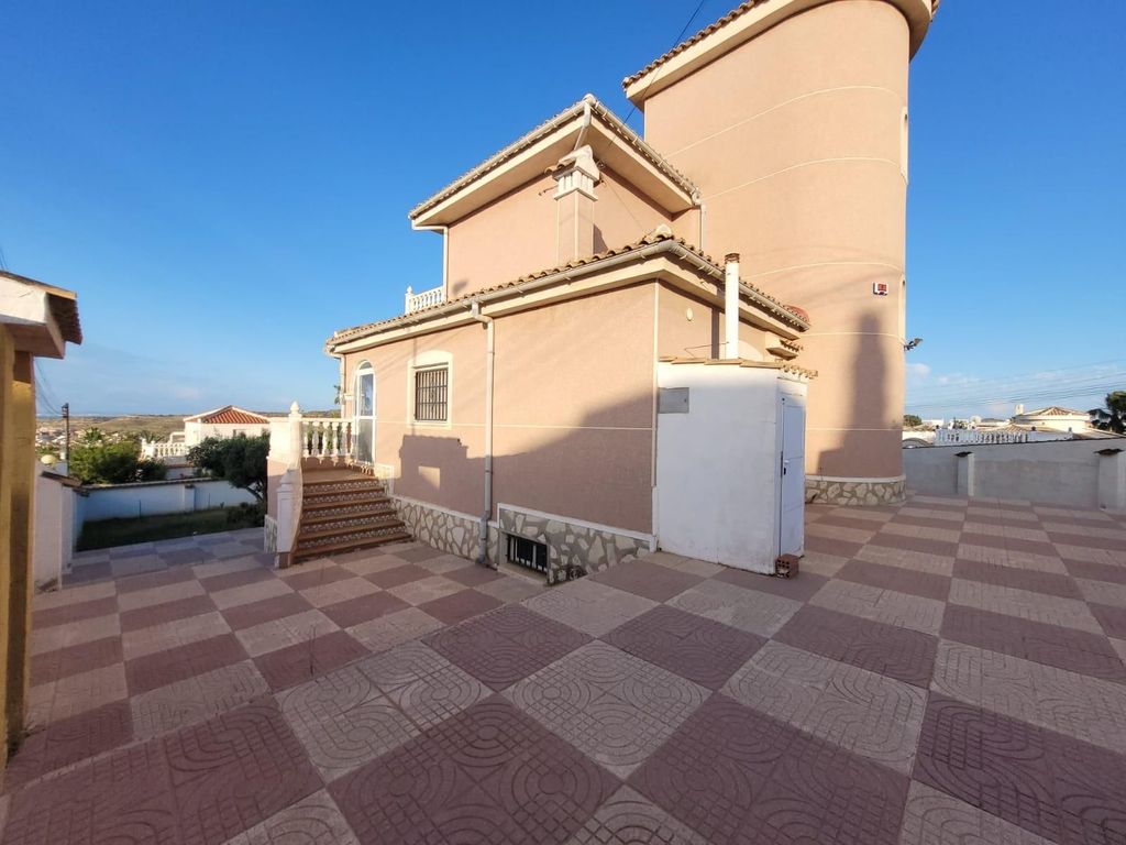 Luxury House for sale in Ciudad Quesada, 599 990 €, Photo 2