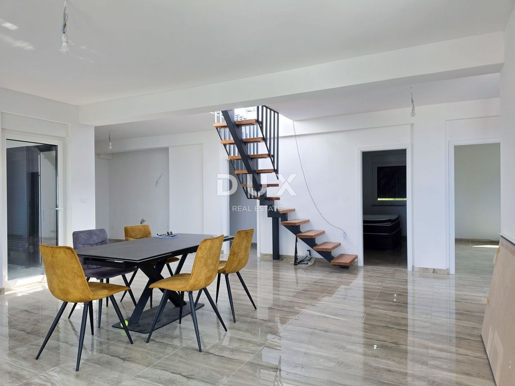 Appartement de luxe à vendre à Rab, 598 400 €, Photo 4