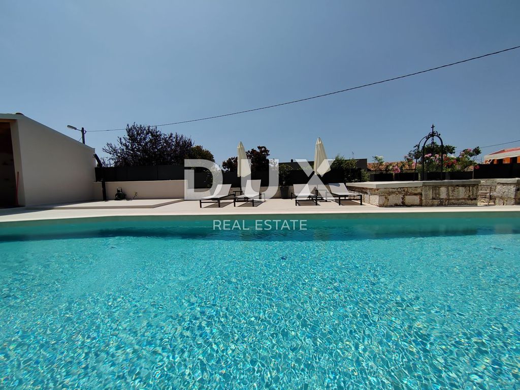 Maison de luxe à vendre à Porec, 1 560 000 €, Photo 6