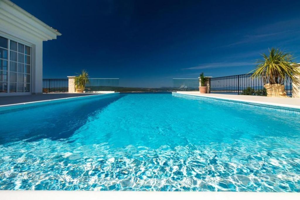 Maison de luxe à vendre à Crikvenica, 0 €, Photo 1