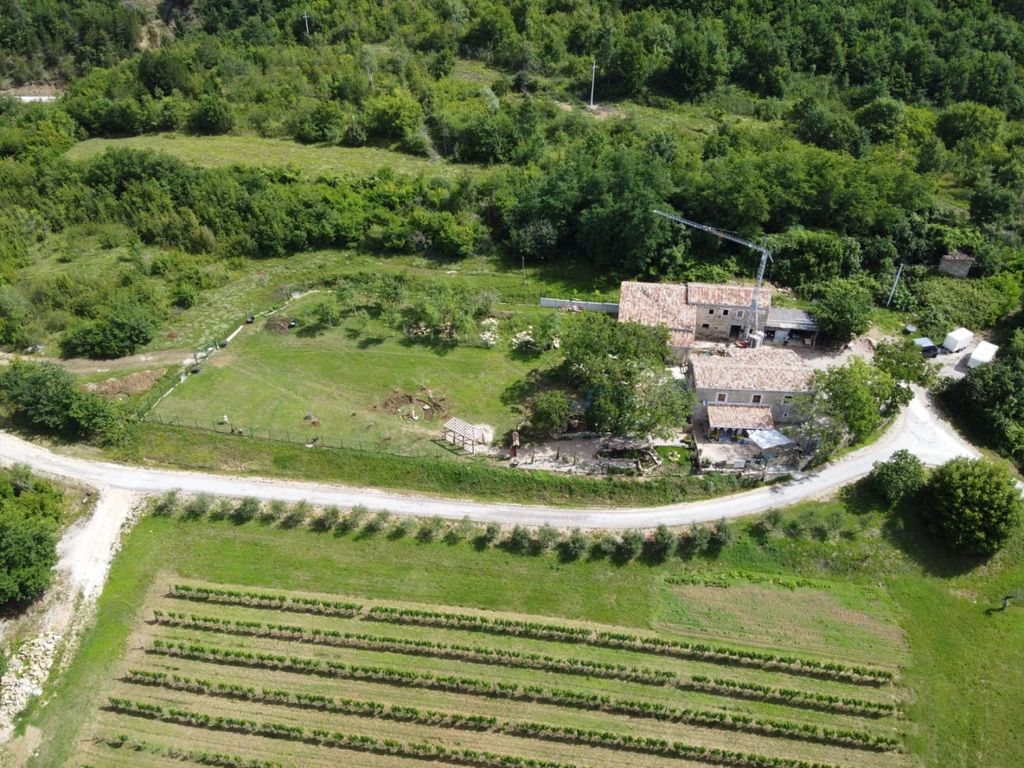 Maison de luxe à vendre à Cerovlje, 620 000 €, Photo 3