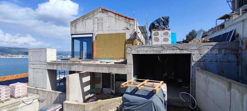 Maison de luxe à vendre à Ciovo, 1 350 000 €, Photo 4