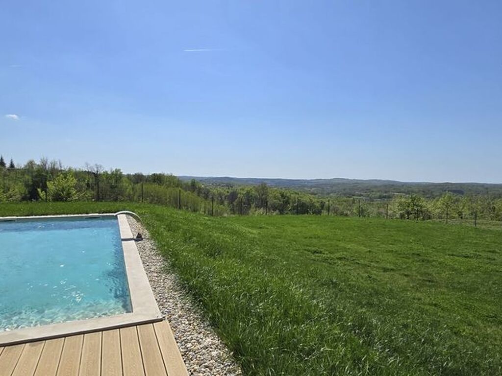 Maison de luxe à vendre à Motovun, 690 000 €, Photo 4