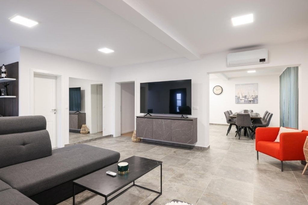 Maison de luxe à vendre à Kaštelina, 849 000 €, Photo 5