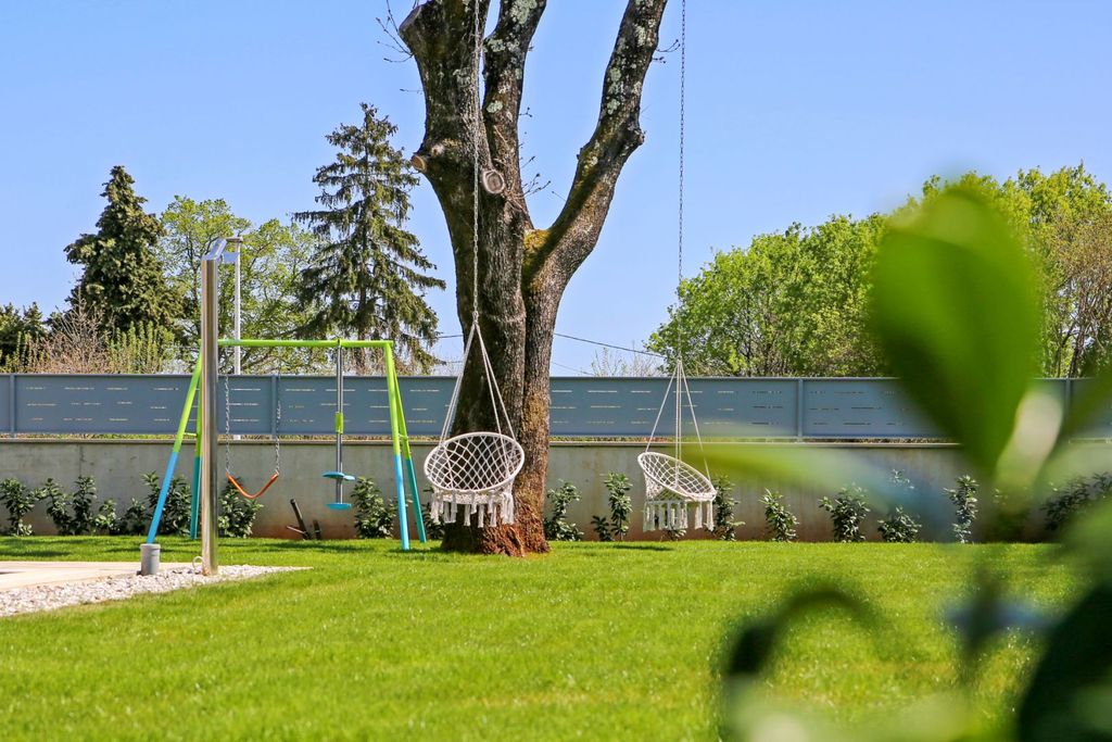 Maison de luxe à vendre à Labin, 680 000 €, Photo 5