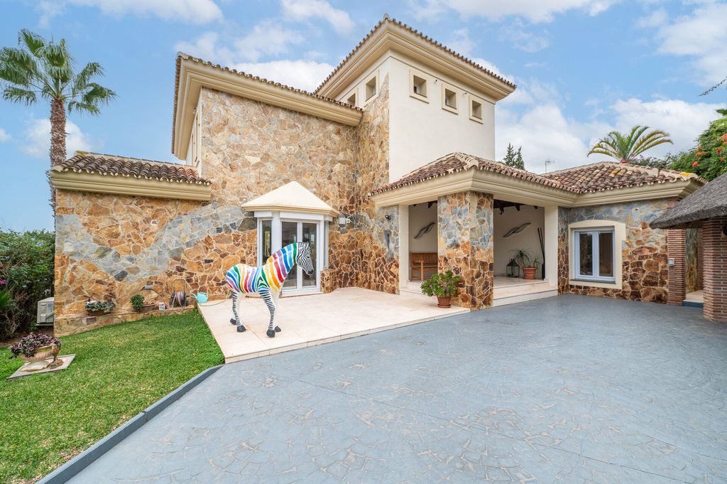 Maison de luxe à vendre à Marbella, 1 990 000 €, Photo 5