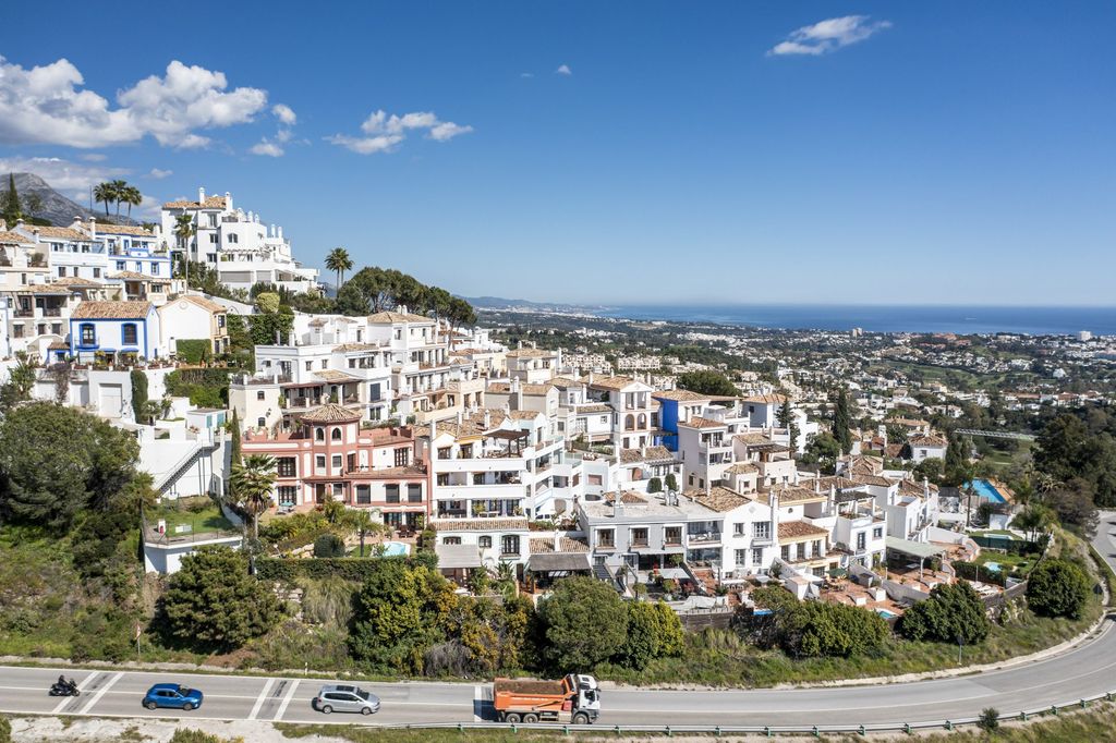 Maison de luxe à vendre à Marbella, 1 095 000 €, Photo 3