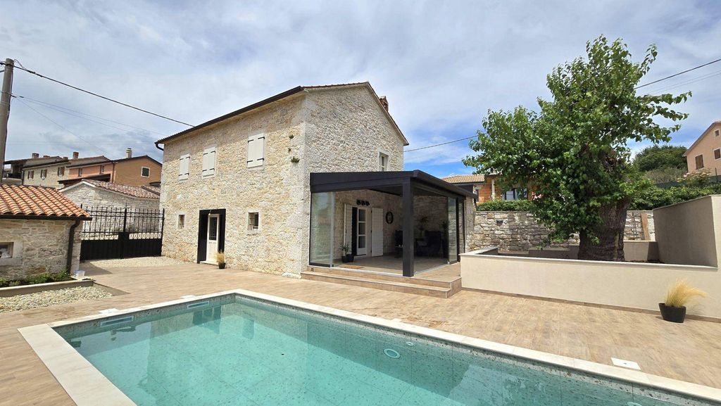 Maison de luxe à vendre à Višnjan - Visignano, 580 000 €, Photo 5