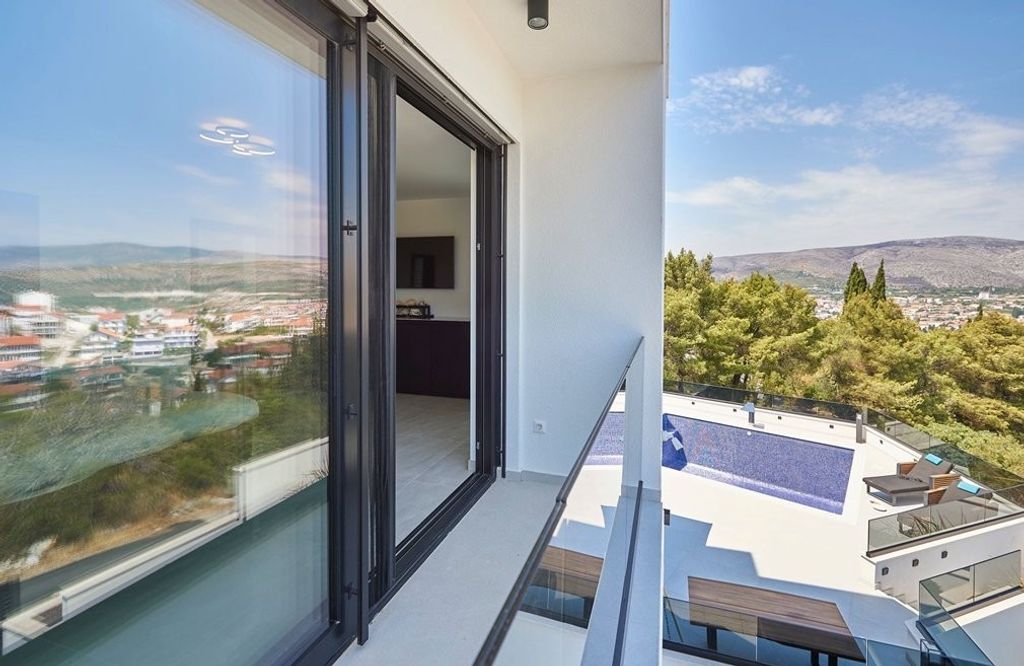 Maison de luxe à vendre à Ciovo, 2 400 000 €, Photo 6
