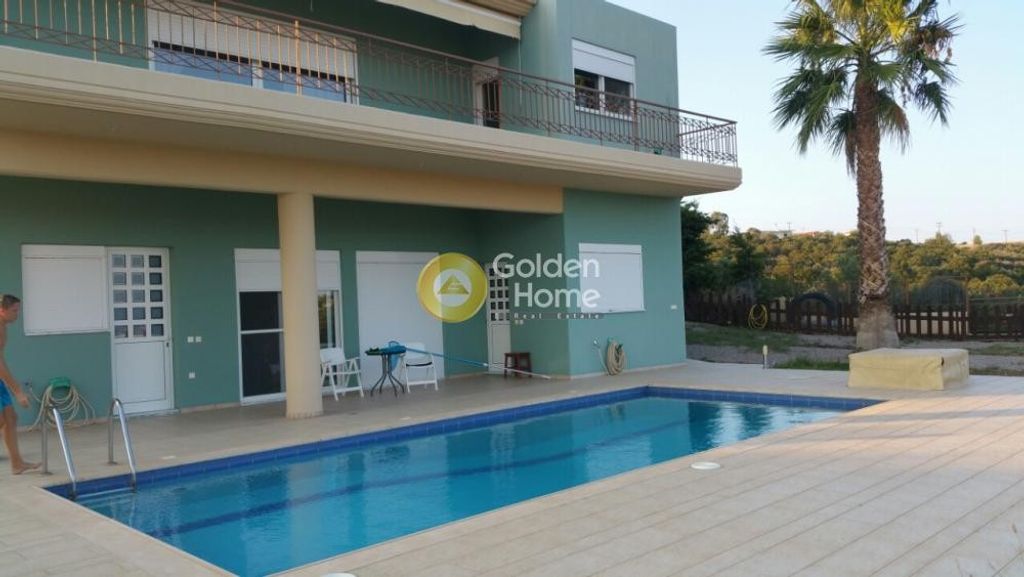 Maison de luxe à vendre à Malesína, 850 000 €, Photo 1