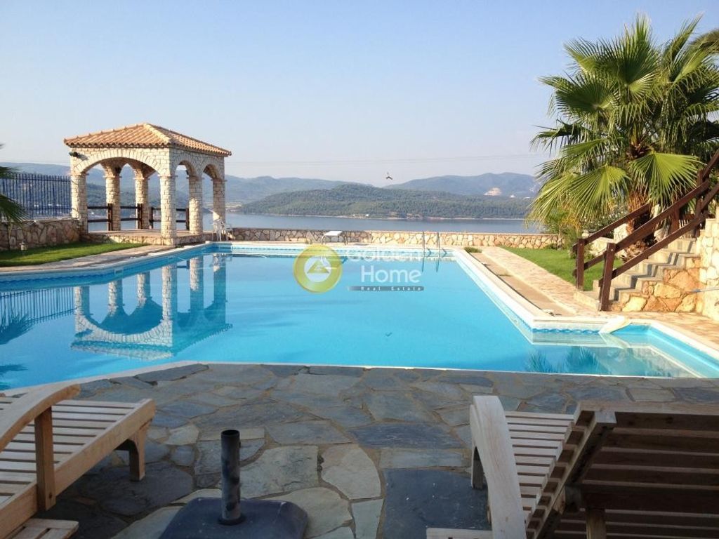 Luxury House for sale in Malesína, 1 400 000 €, Photo 7