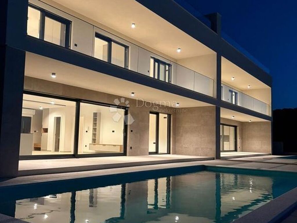 Maison de luxe à vendre à Pakoštane, 1 100 000 €, Photo 2