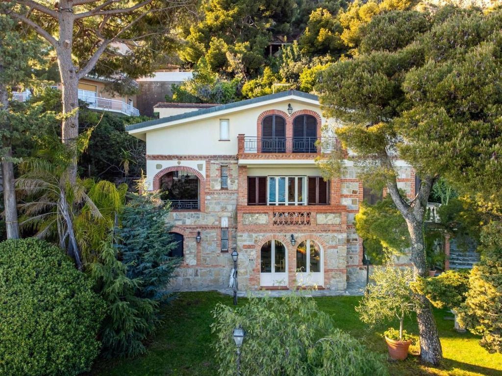 Maison de luxe à vendre à San Remo, 3 000 000 €, Photo 1
