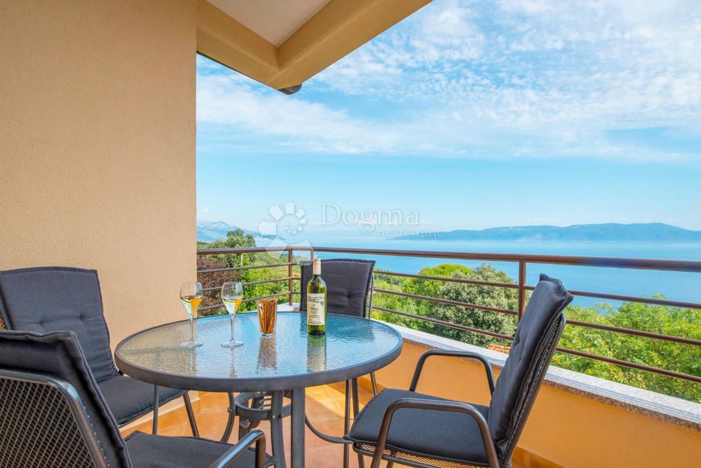 Maison de luxe à vendre à Labin, 850 000 €, Photo 1