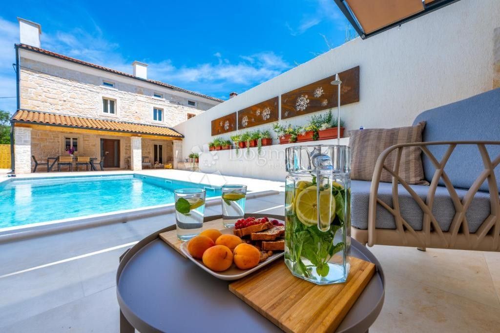 Maison de luxe à vendre à Marcana, 560 000 €, Photo 6
