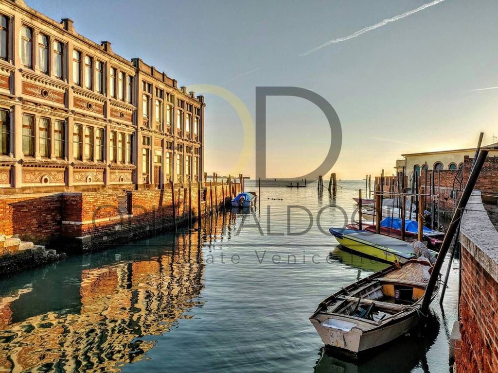 Maison de luxe à vendre à Venice, 950 000 €, Photo 2