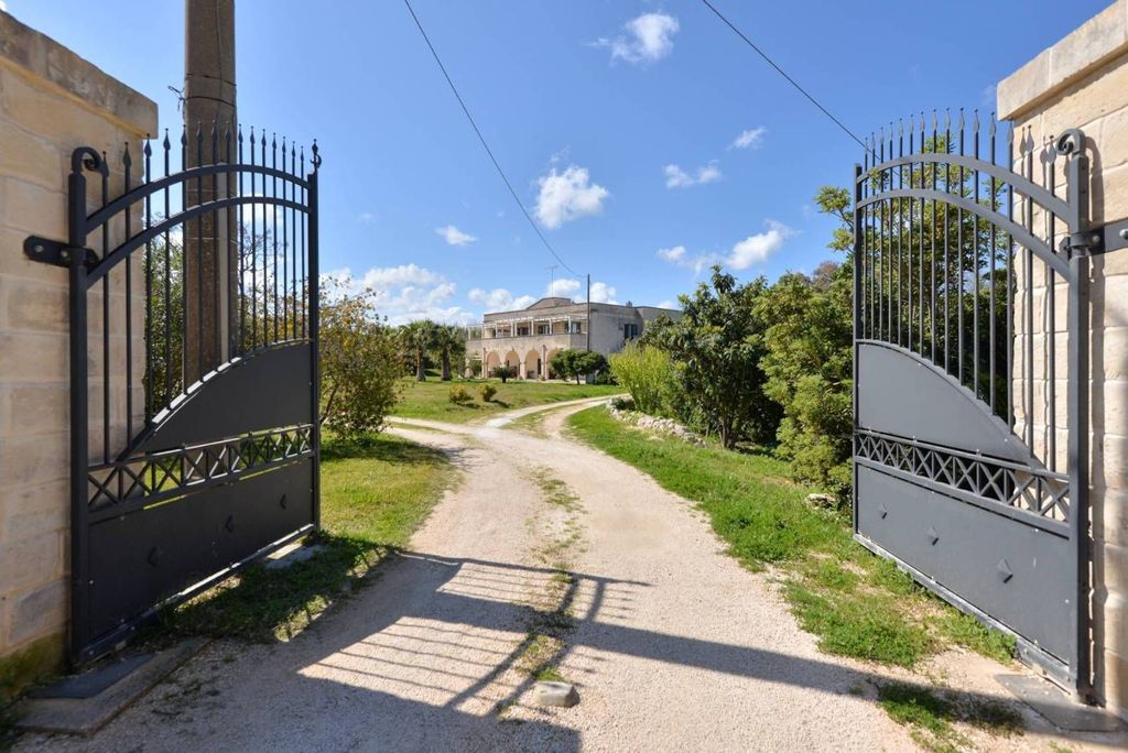 Maison de luxe à vendre à Otranto, 1 400 000 €, Photo 1