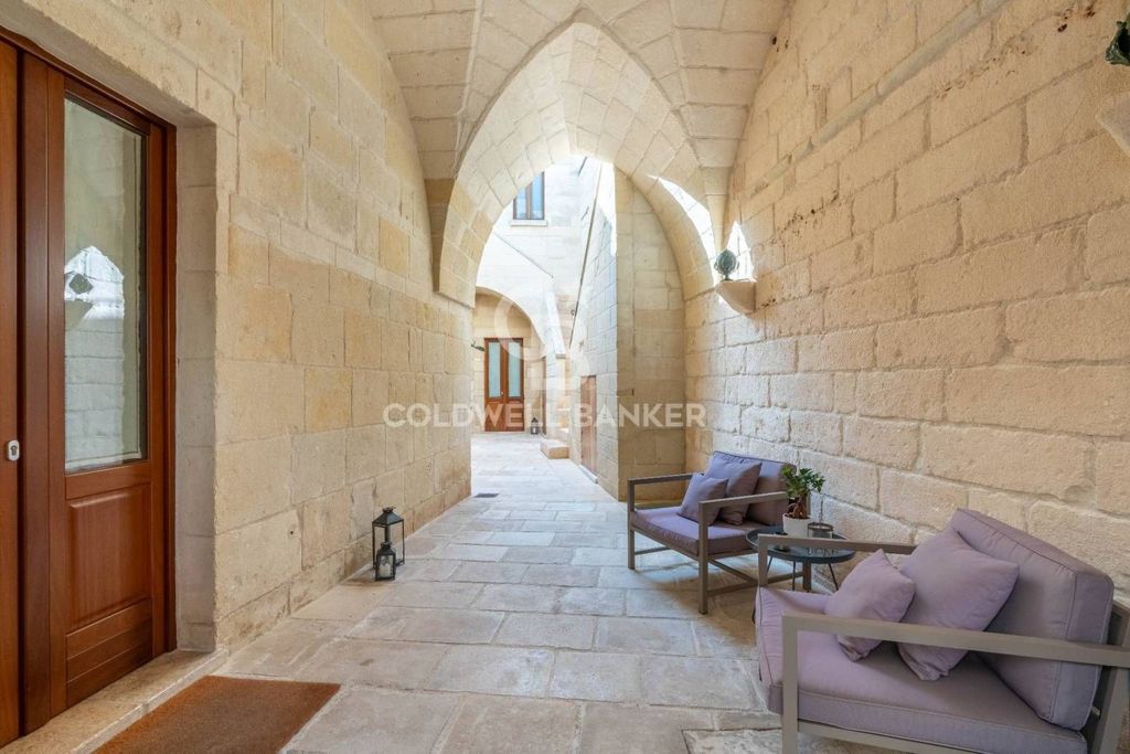 Maison de luxe à vendre à Martano, 520 000 €, Photo 1