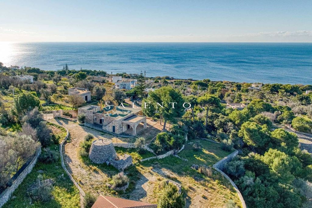 Luxury House for sale in Patù, 1 250 000 €, Photo 1