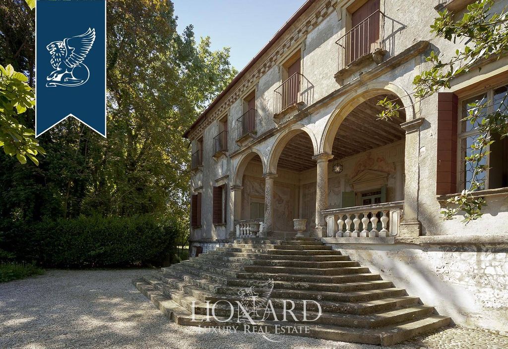 Luxury House for sale in Brugine, 3 500 009 €, Photo 1